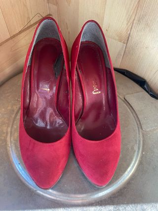Scarpe con tacco rosse scamosciate