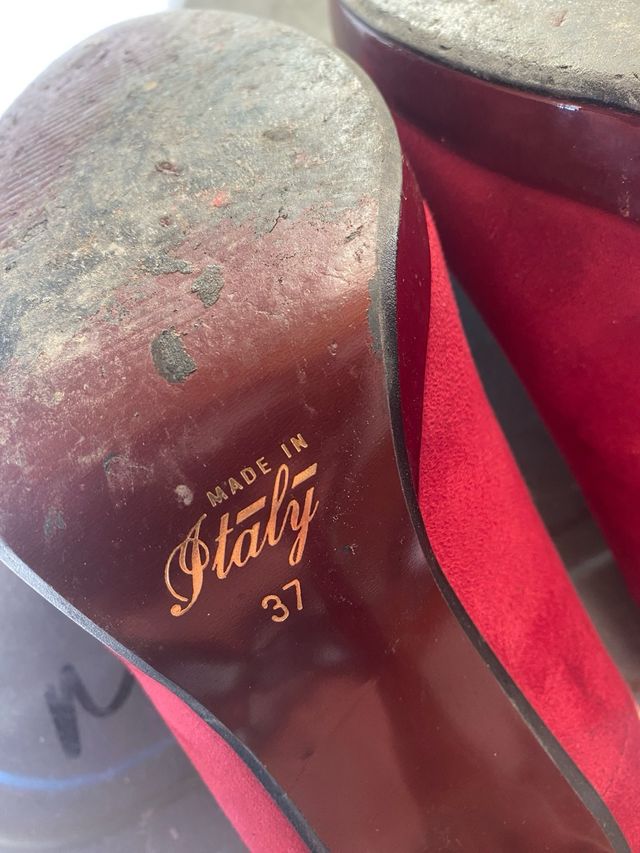 Scarpe con tacco rosse scamosciate