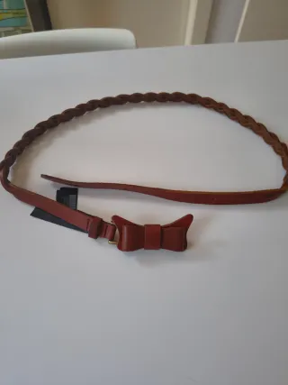 Cinturón de cuero trenzado con lazo