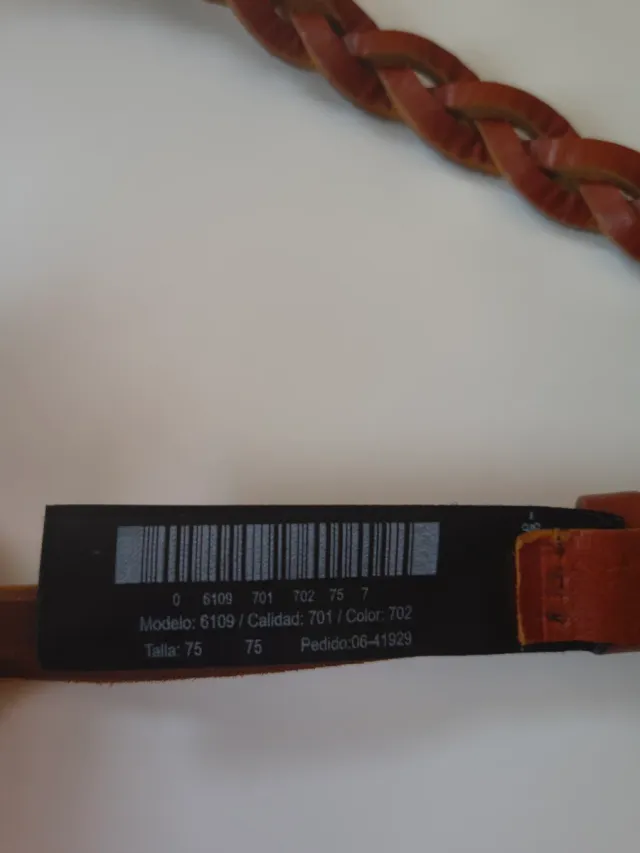 Cinturón de cuero trenzado con lazo