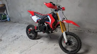 Pit bike Orión 140cc roja