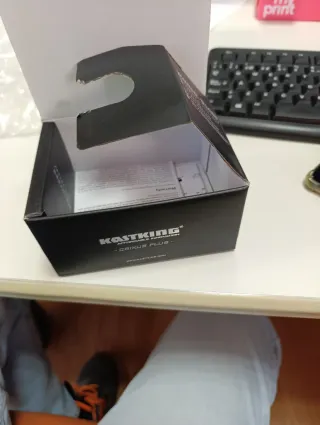 Carrete de pesca casting nuevo sin usar para zurdo