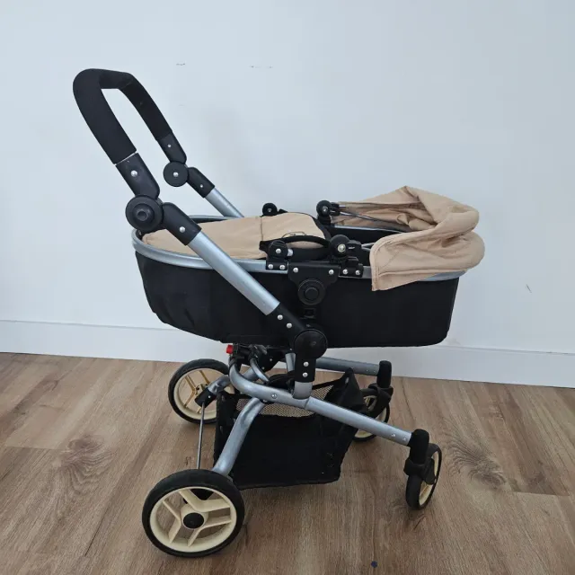 Carrito de muñecas Miyo