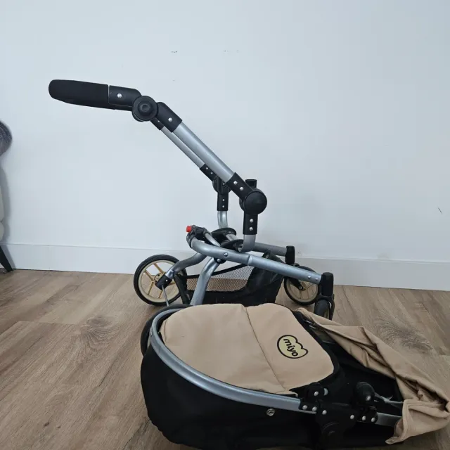 Carrito de muñecas Miyo