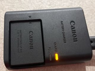 Cámara Canon EOS 100D + Accesorios