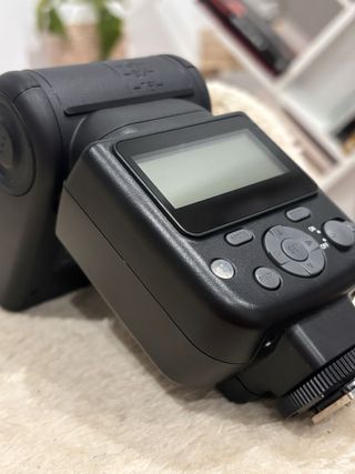 Cámara Canon EOS 100D + Accesorios