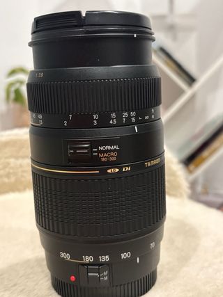 Cámara Canon EOS 100D + Accesorios