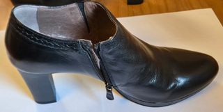 Nero Giardini, stivaletto tacco 7 taglia 40.Nero.