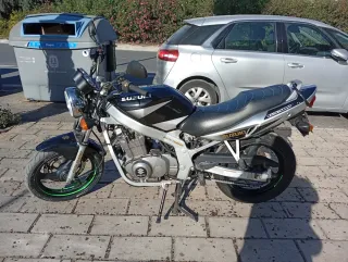 OFERTA POR 10 DIAS...Suzuki GS500. Año 2002