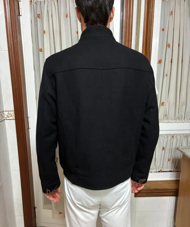 Cazadora Massimo Dutti Negra