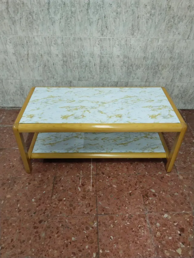 Mesa de centro madera y cristal dorada