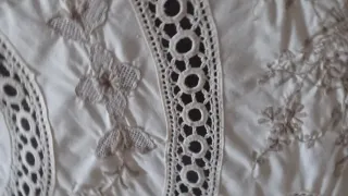 Tovaglia rotonda in pizzo bianco