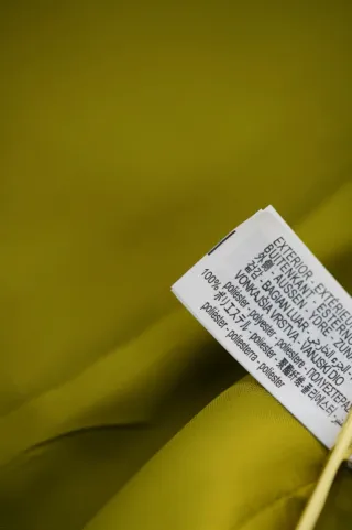 Blazer con cinturón a tono Olive green Zara 