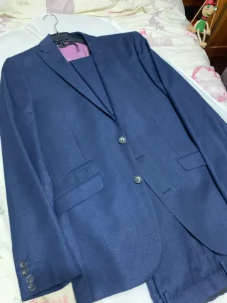 Traje de americana y pantalón azul