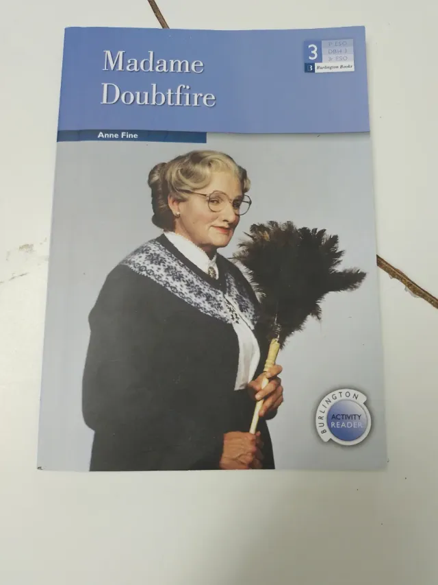 MADAME DOUBTFIRE 3§ESO BAR
