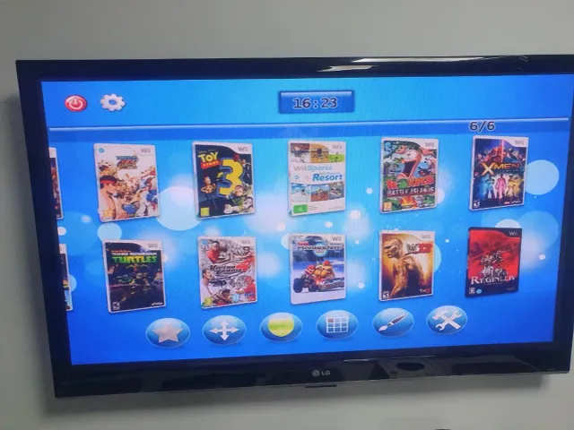 Nintendo Wii Blanca con 2 mandos y más de 50 juego