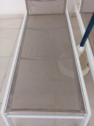 Tumbona regulable. 49€ cada una.