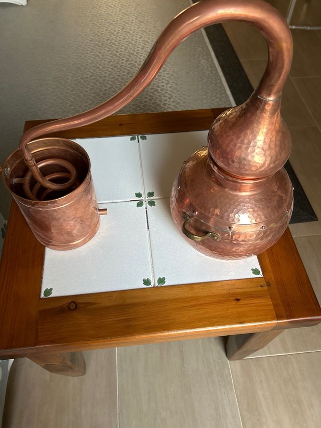 Alambrique de cobre martilleado