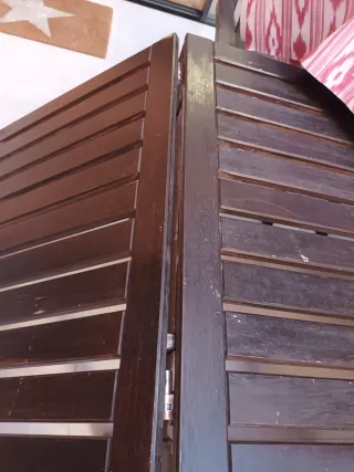 Mesa de exterior con mantel