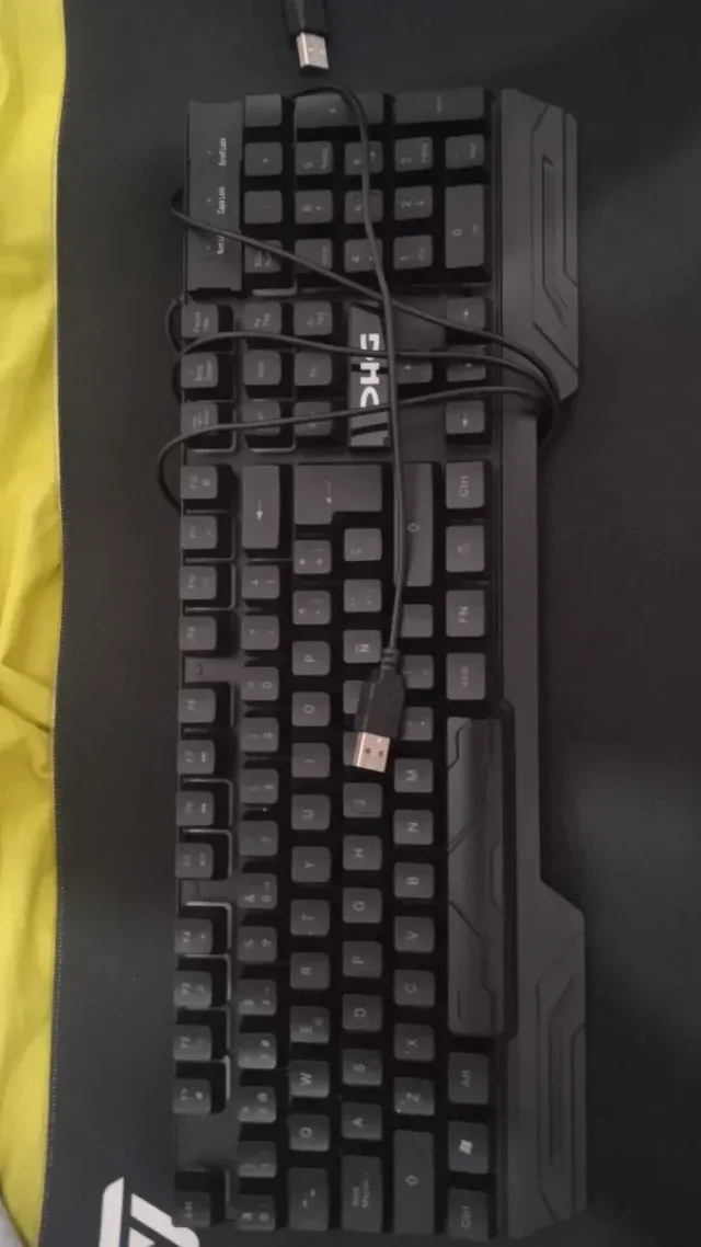 Pack Gaming Teclado + Ratón + Alfombrilla DHG