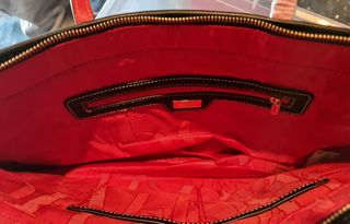 Bolso CH  Negro y Rojo.