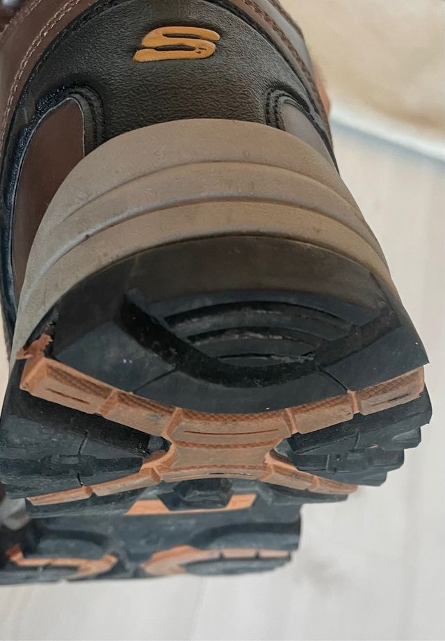 Botas Trekking Skechers Impermeables Marrones
