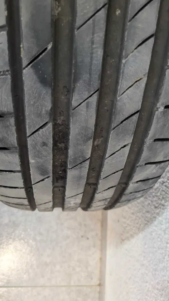 Neumáticos Kumho 225/40/19