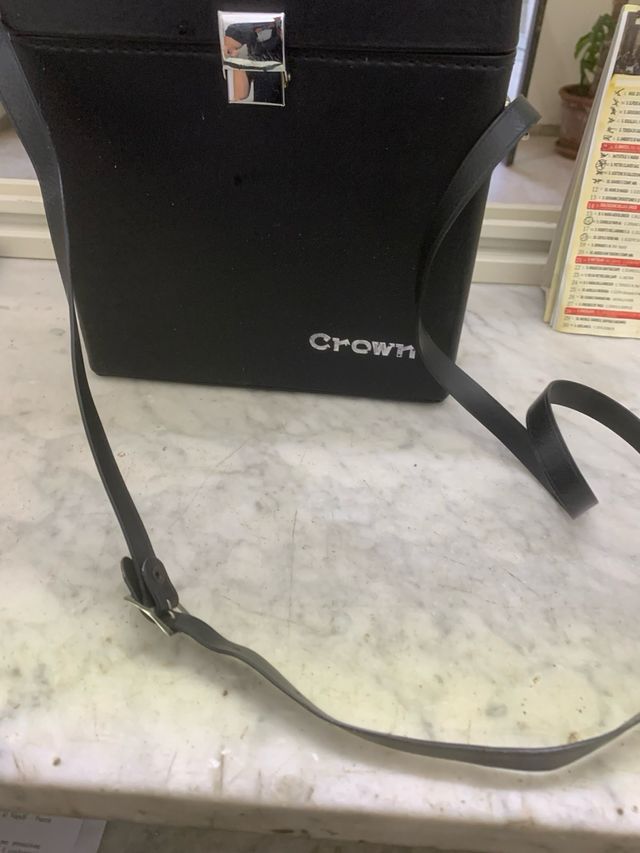 Custodia vintage Crown per cinepresa
