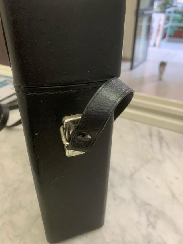 Custodia vintage Crown per cinepresa