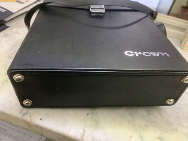 Custodia vintage Crown per cinepresa