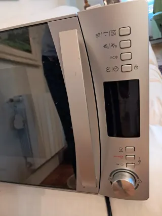 Microondas Candy 25L Poco Uso