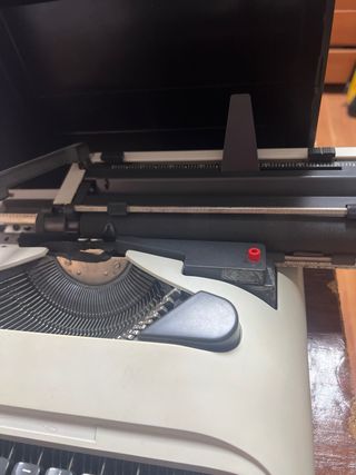 Máquina de escribir vintage no sé si funciona