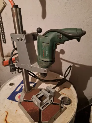 Taladro Bosch PSB 420-2 con columna