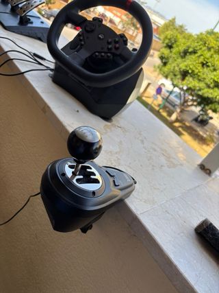 Volante PS4 con Pedales