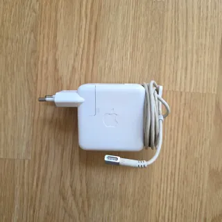 Cargador Apple 45W MagSafe Power Adaptador