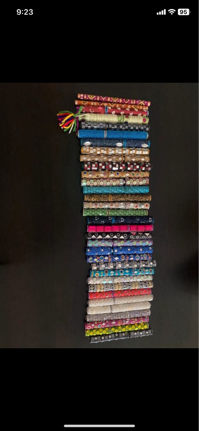 Colección de bolígrafos decorados