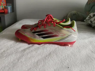 Botas de fútbol Adidas F50 Talla 42
