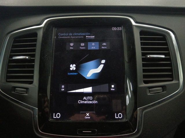 Volvo XC90 Kinetic 2WD