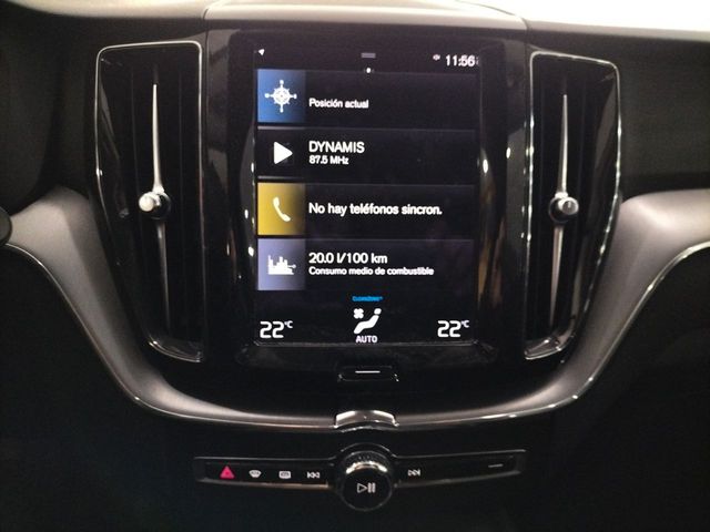 Volvo XC60 B4 Momentum Pro 2WD