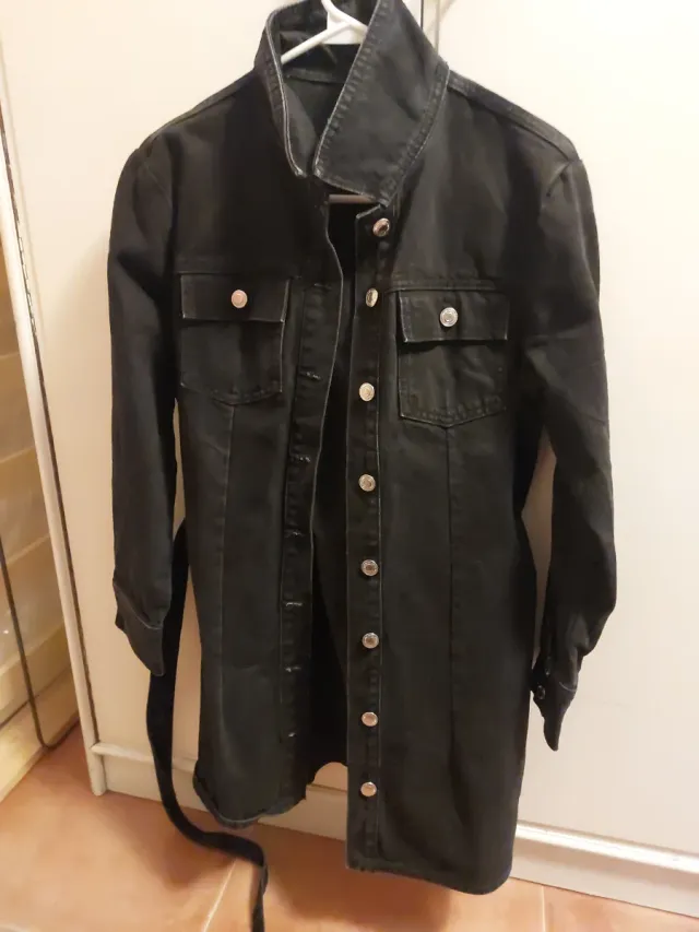 Chaqueta vaquera Zara negra talla M
