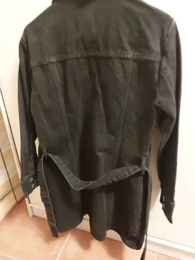 Chaqueta vaquera Zara negra talla M