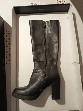 Botas Carmela Negras Tacón