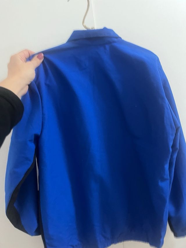 chaqueta chándal domyos.TALLA 14 AÑOS