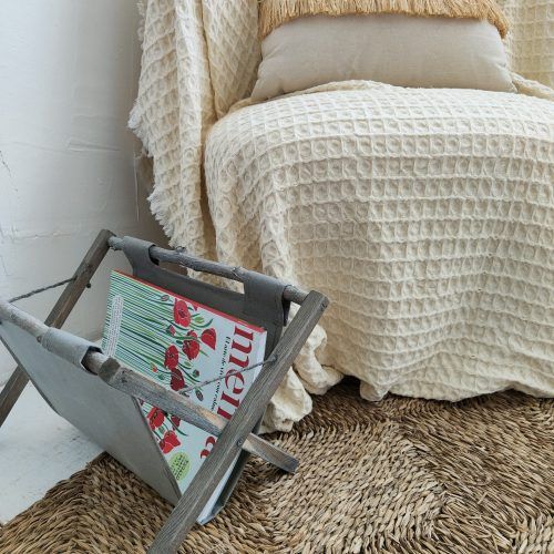 Revistero rústico madeira e tela