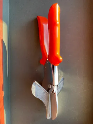 Cesoia per cuoio e tagli obliqui