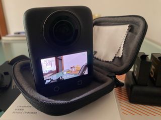DJI Osmo 360 Cámara de Acción. Tiene 1 mes