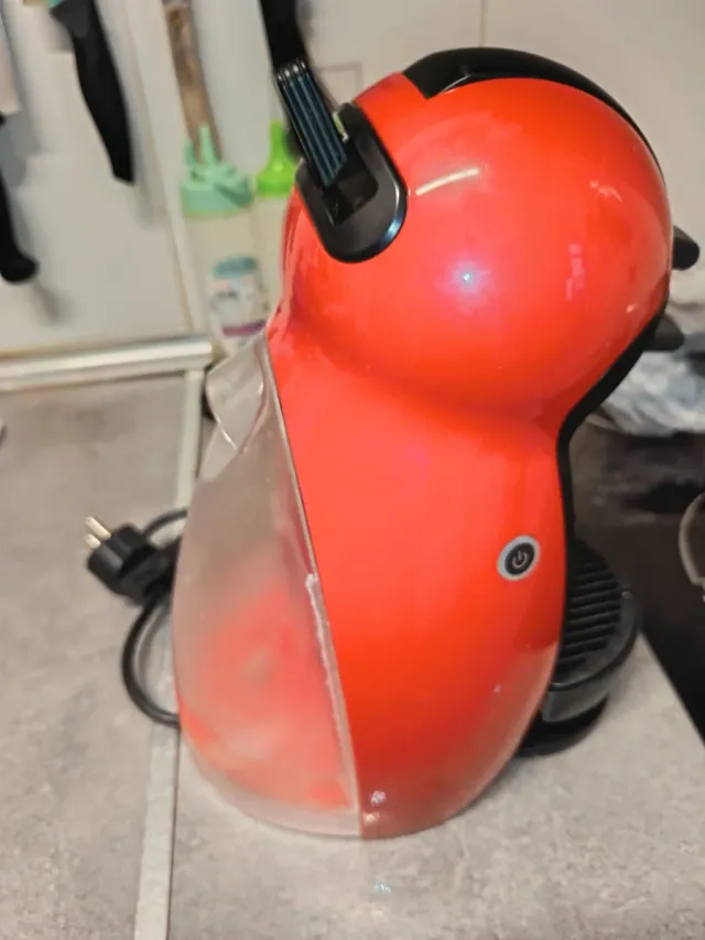 Cafetera Nescafé Dolce Gusto Roja