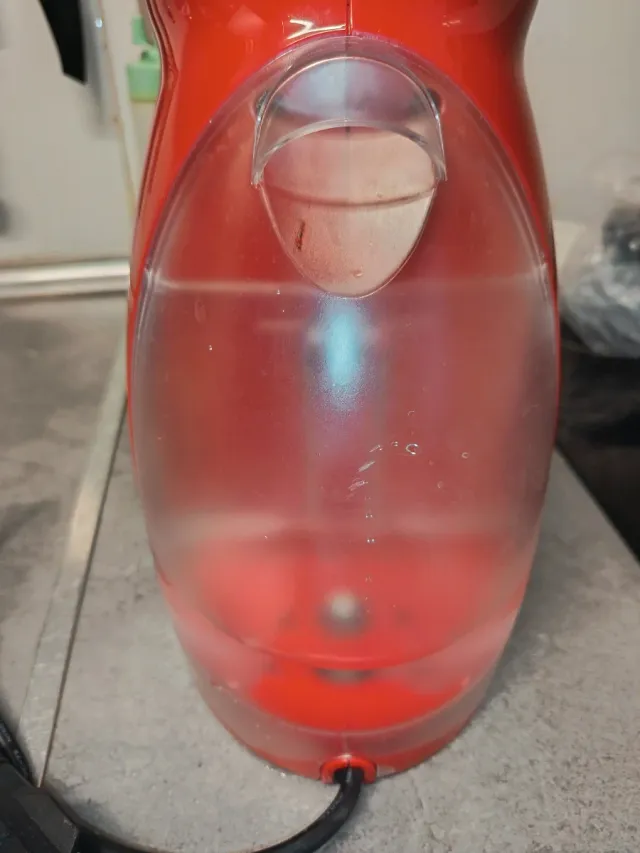 Cafetera Nescafé Dolce Gusto Roja