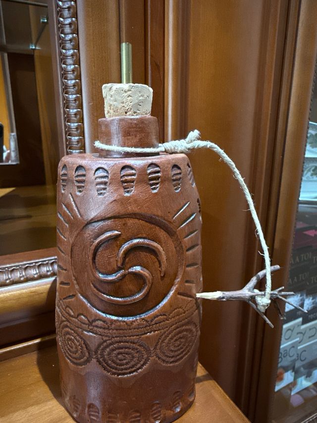 Botella cerámica artesanal celta