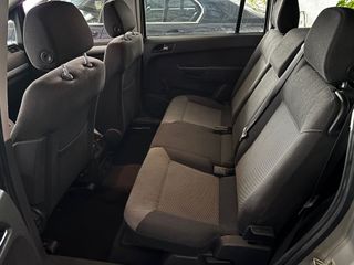 Opel Zafira 2009